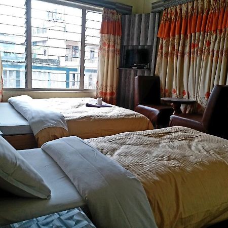 Hotel Marigold Pokhara Exterior photo
