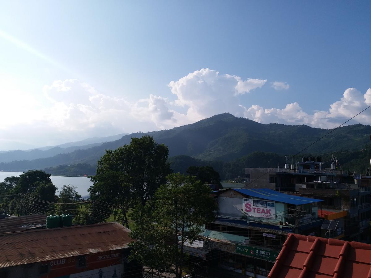 Hotel Marigold Pokhara Exterior photo