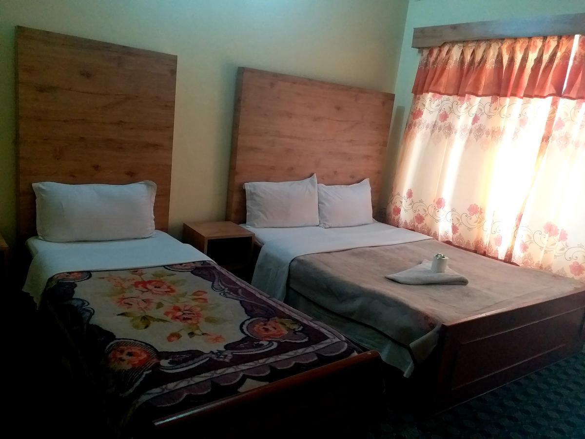 Hotel Marigold Pokhara Exterior photo